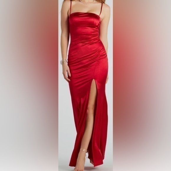 Rhinestone high slit mermaid dress size medium, red. - Picture 1 of 4